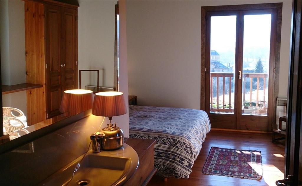 Casa Con Encanto, Jardin, Vistas Y Piscina Estavar المظهر الخارجي الصورة