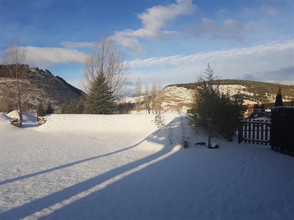 Casa Con Encanto, Jardin, Vistas Y Piscina Estavar المظهر الخارجي الصورة